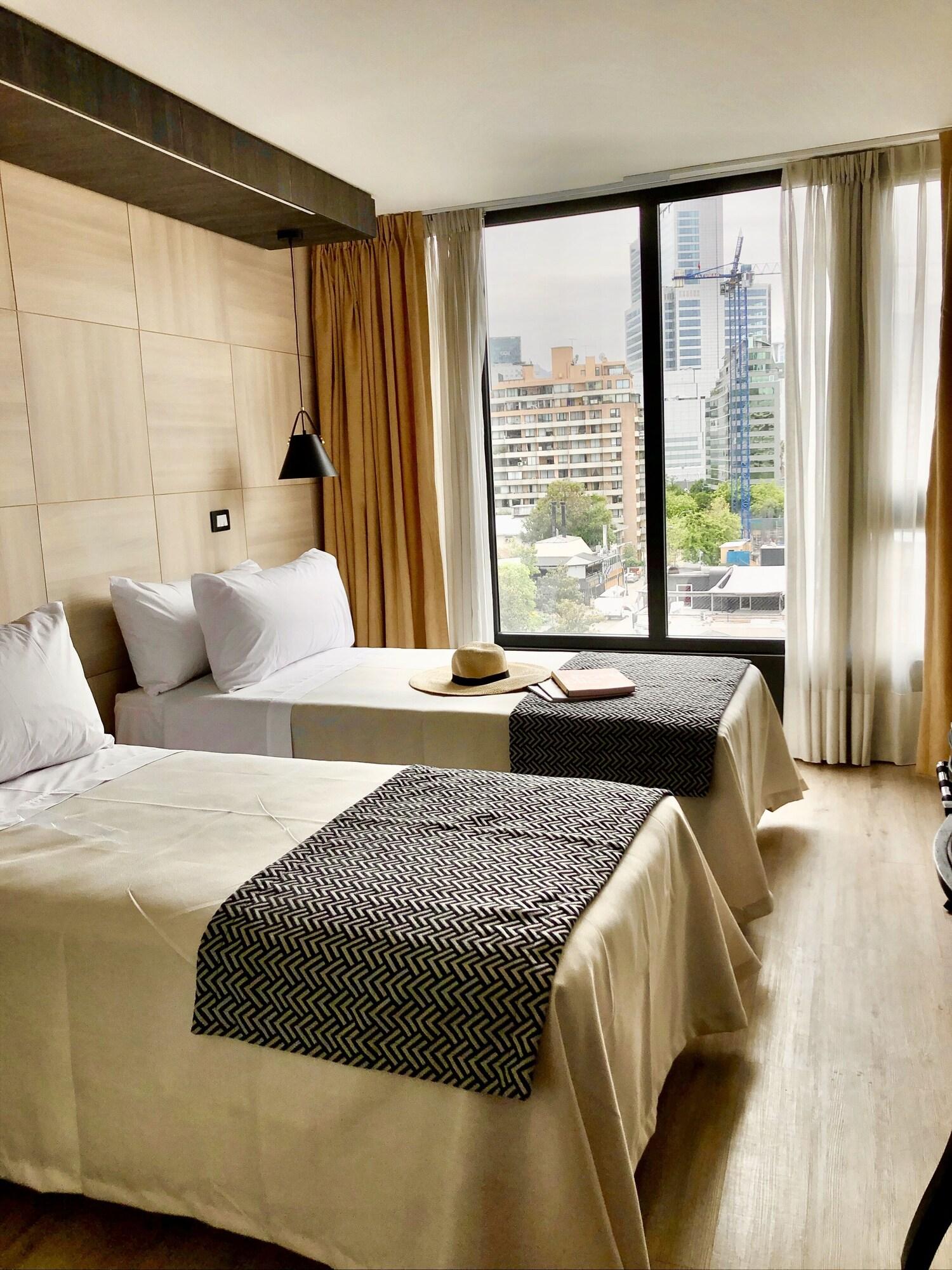 Aparthotel Rq Santa Magdalena Santiago del Cile Esterno foto