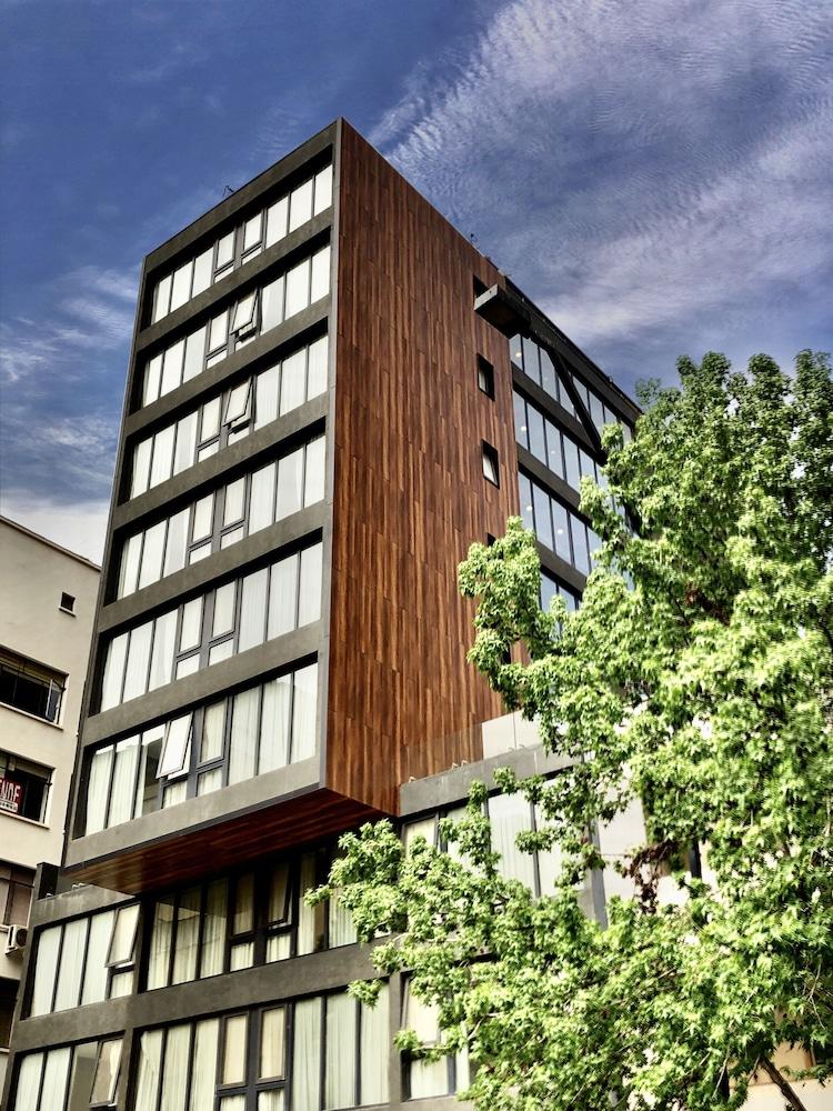 Aparthotel Rq Santa Magdalena Santiago del Cile Esterno foto