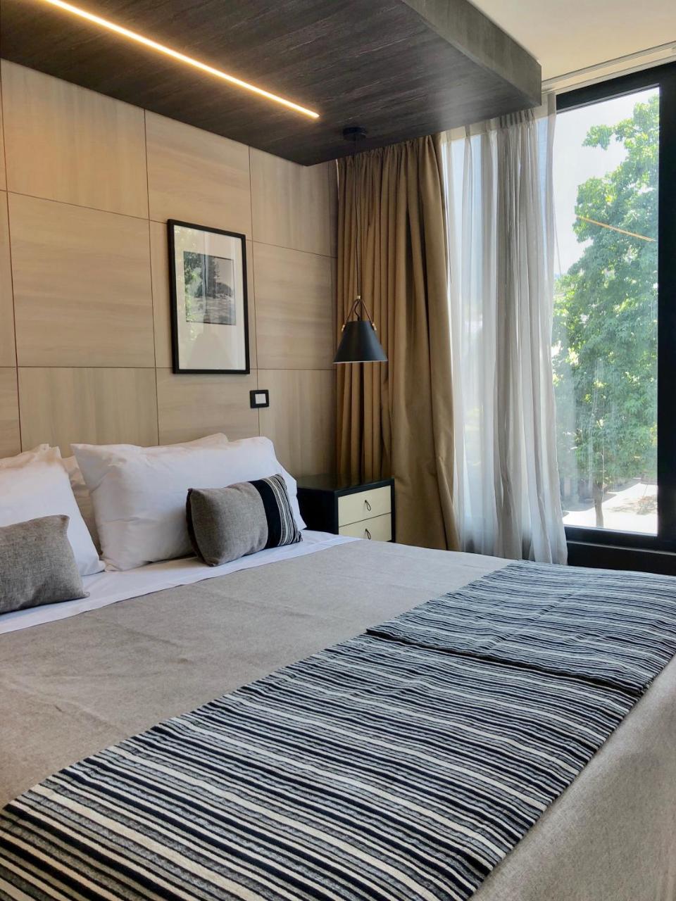 Aparthotel Rq Santa Magdalena Santiago del Cile Esterno foto